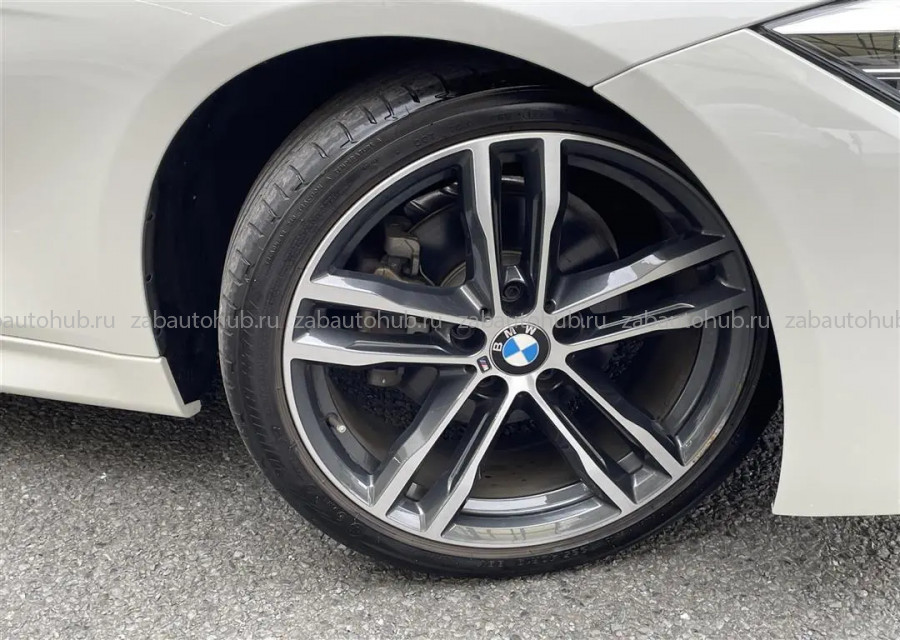 BMW 3 Series 318I TOURING M-SPORT SHADOW
