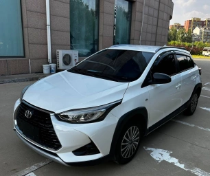 Toyota Yaris L