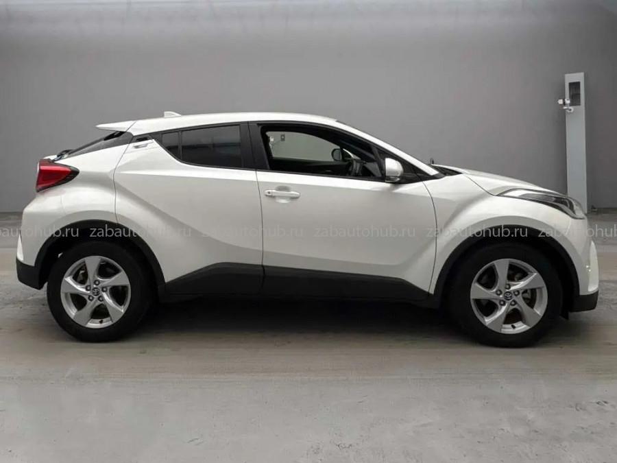 Toyota CH-R 1.2 S-T LED Edition 4WD