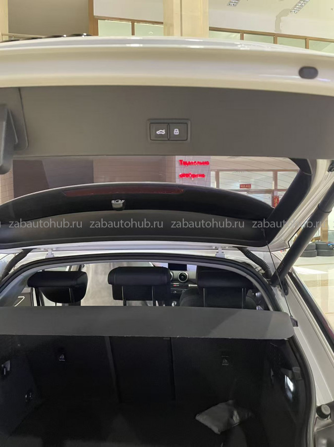 Audi Q2 L