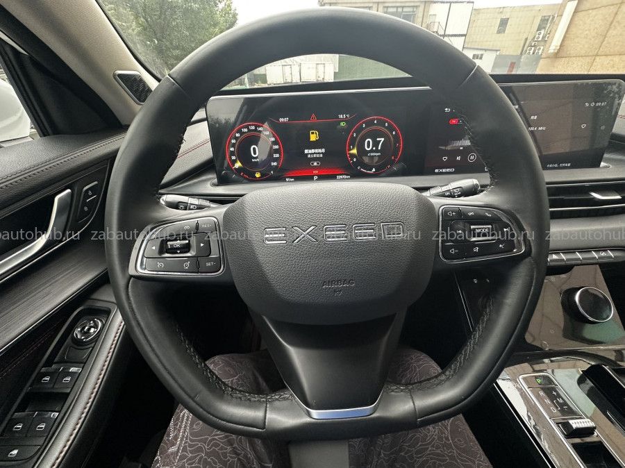EXEED LX