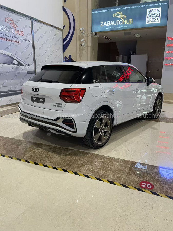Audi Q2 L